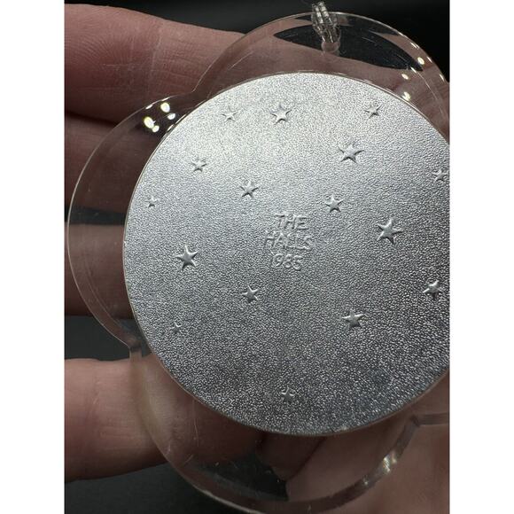 1985 Hallmark Owner Don and Adele Hall “Family Employee” Christmas Ornament -6D - Picture 6 of 6